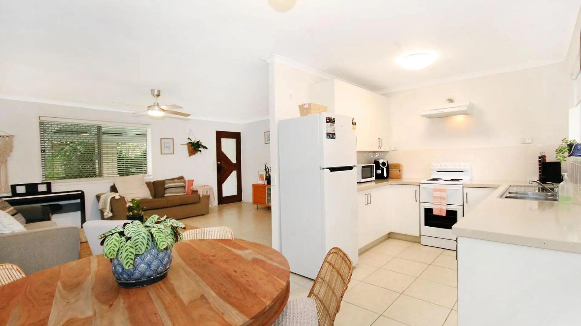 Minti 19 2 Bedroom Home By The River Maroochydore Hébergement de vacances
